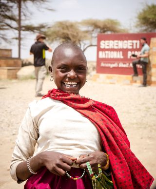 Safari Ventures https://www.safariventures.com/wp-content/uploads/HOP7199-1-320x388.jpg