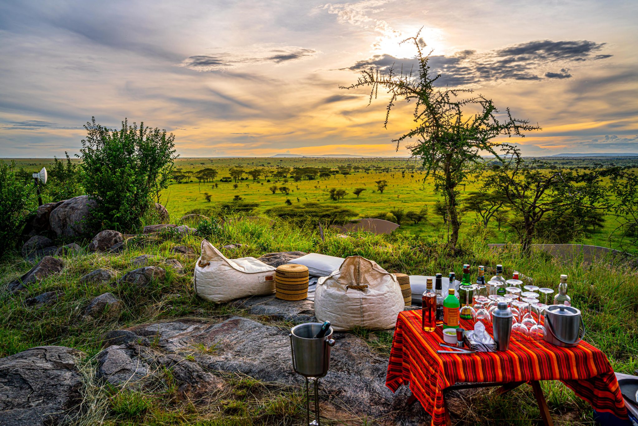 https://www.safariventures.com/wp-content/uploads/sundowner_11-scaled.jpg